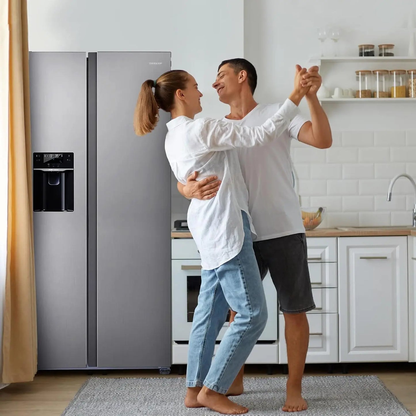 Freestanding Side-by-Side Refrigerator 2.0 with ice maker